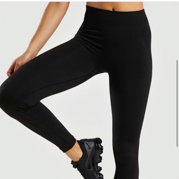 Gymshark black leggings - Picture 3 of 9